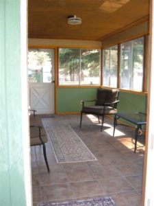 Knotty Pine Vacation Rental